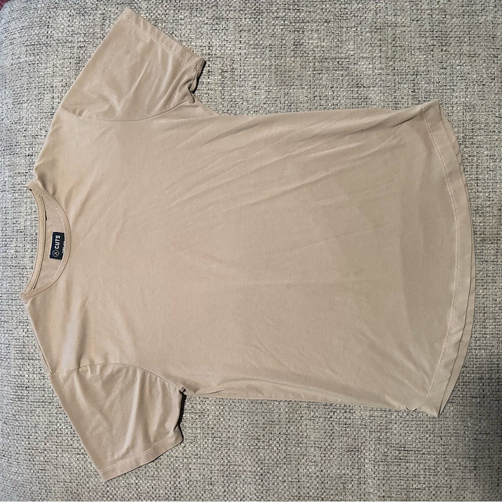 Cuts Clothing AO Curve-Hem Tee M - Sand